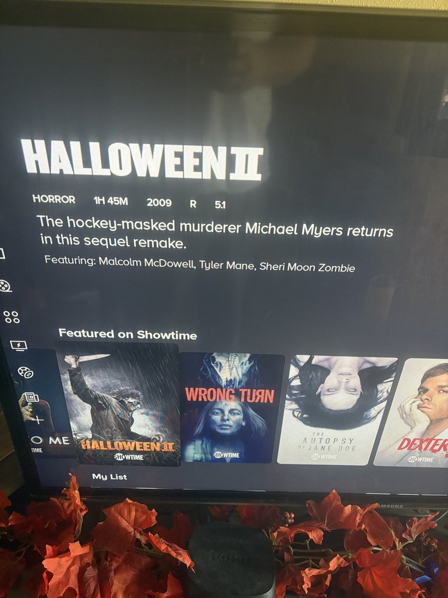 movingreader's tweet image. Who can pick out what’s wrong here?