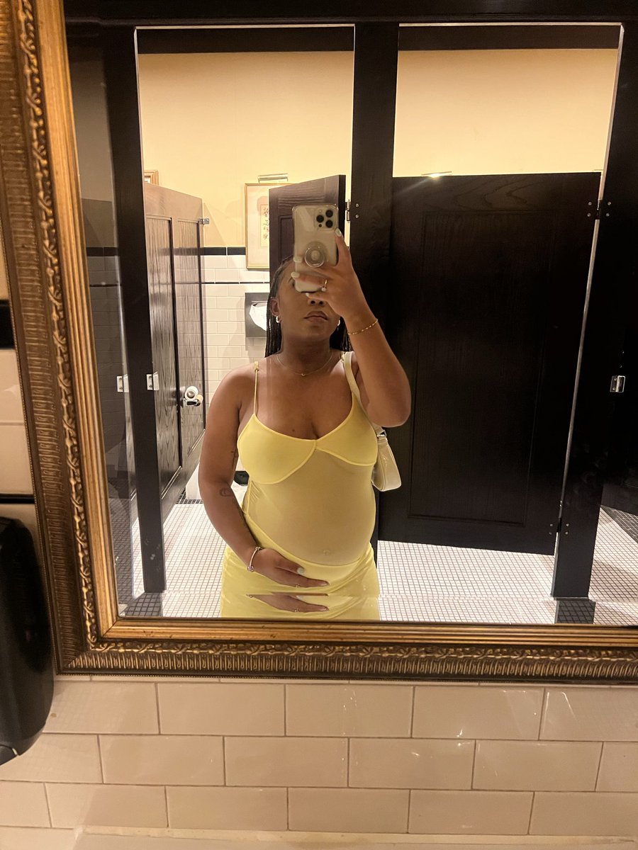 Milifromdalou's tweet photo. 💛🌻 https://t.co/9bIPoNL4xE