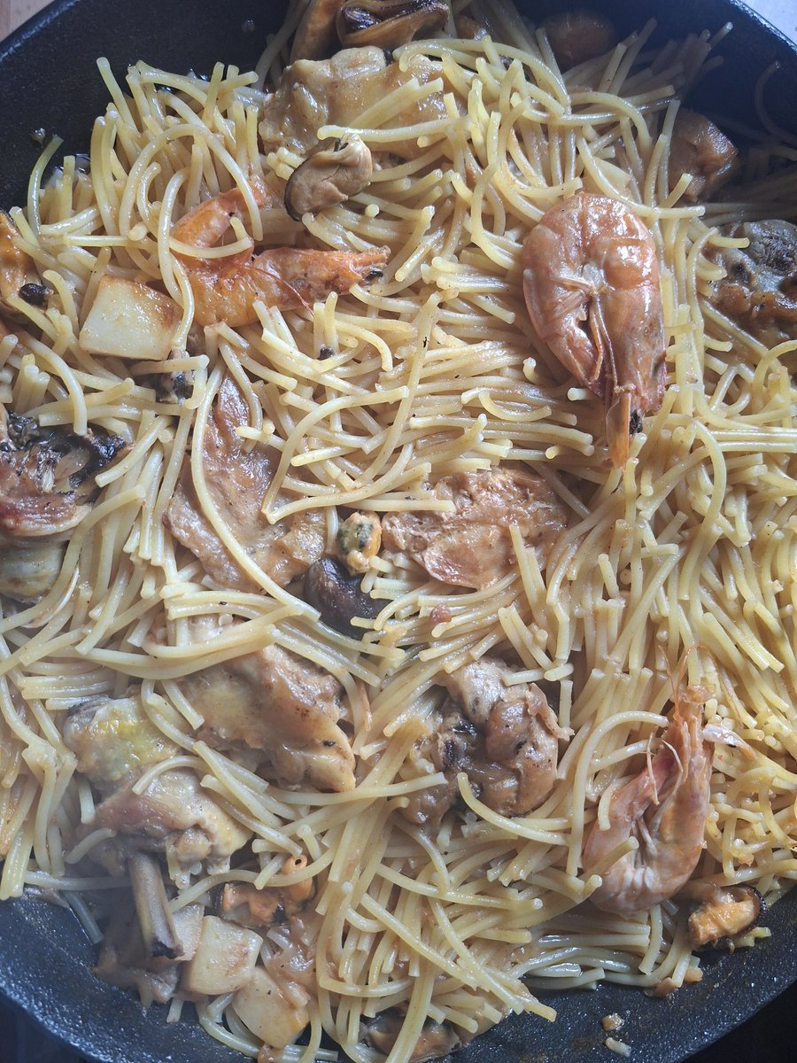 Bon dia boniques!!! Espaguetis a la marinera
 <a href="/miriam_valles/">Míriam Vallès</a> <a href="/lidiaestaaldia/">Lidia C.P. 🌠🎭</a> <a href="/MnicaRebullCome/">Mònica Encentcinquanta5tada🤕</a> <a href="/Rous_si/">Rous_si</a> <a href="/CarrilloCarme1/">Carme Carrillo</a> <a href="/royo1_royo/">M. Royo 🖤🇧🇪🇳🇱#NoSurrender #JoAcuso</a> <a href="/GRANOTA15/">GRANOTA 🐸</a> <a href="/carmealdana/">Carme Aldana</a> <a href="/larutinera/">Rutinera</a> <a href="/Rosampl2/">Rosampl</a> <a href="/Robustiana2023/">Robustiana</a> <a href="/Esteltena/">Estel Janssen. 👊🏻 Jo soc APÀTRIDA</a> <a href="/Desa182/">🌸 Desa 🌸</a> <a href="/IigoCarme/">Carme Iñigo Gustems</a> <a href="/VDVips/">𝓥𝓲𝓹𝓼✊🏻</a> <a href="/DotqSilvia/">Silvia Dotq😊😊🤩</a> <a href="/Anna77548272/">Anna</a>