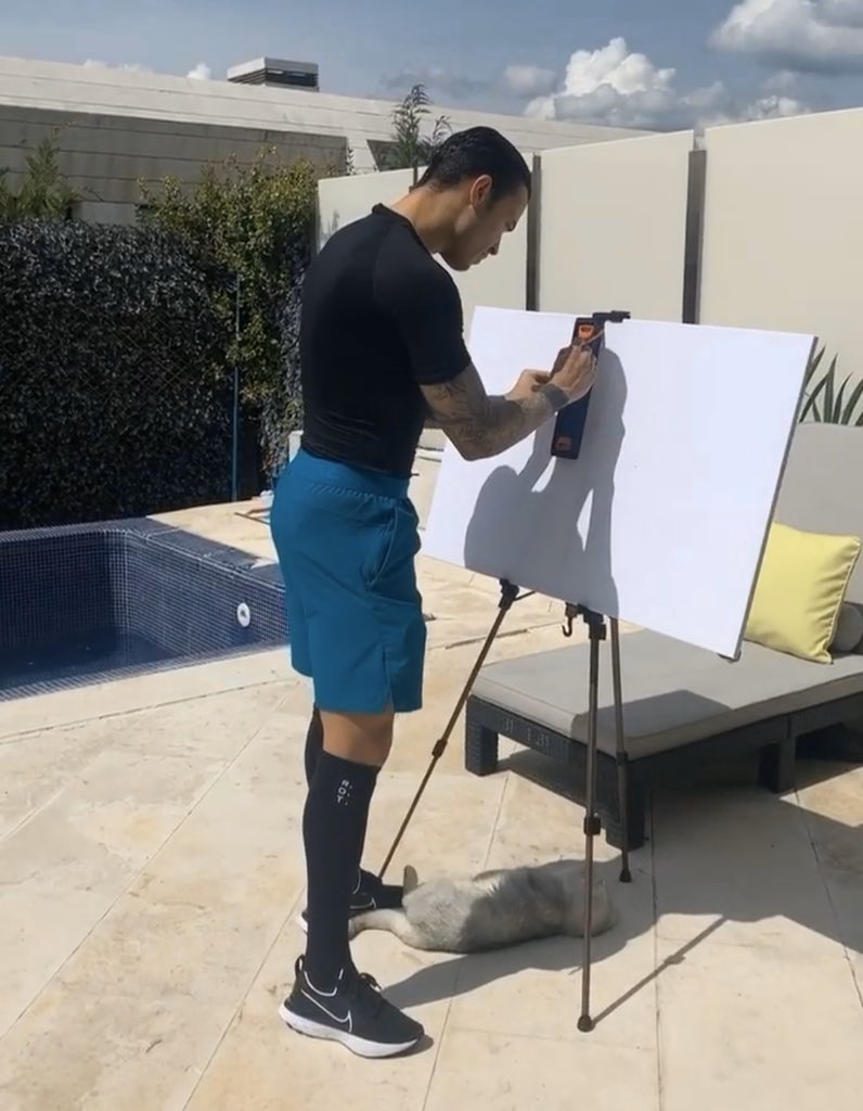 anderasti_'s tweet photo. Pues nada familia hoy me he levantado con ganitas de pintar un poco. Es un pequeño talento oculto que me gusta compartir por aquí de vez en cuando, es una interpretación del atentado del 11 de septiembre que espero que os encante!! https://t.co/caS04USgKV