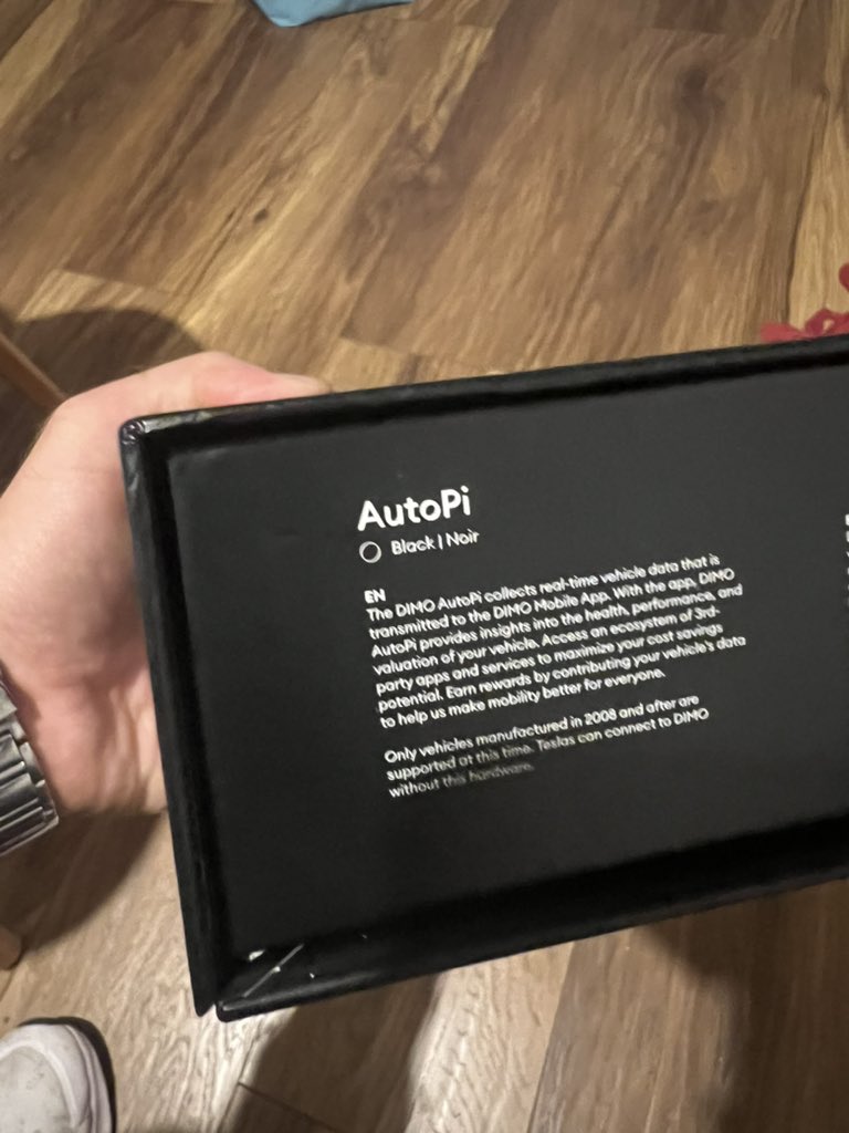 tomi_hatesNFTs's tweet image. So fckin excited👀 my new toys just arrived!
@DIMO_Network  &amp;amp; @Hivemapper 
While collecting car data mapping the road also.
Oh yeah, while collecting rewards😉
#dimo #hivemapper