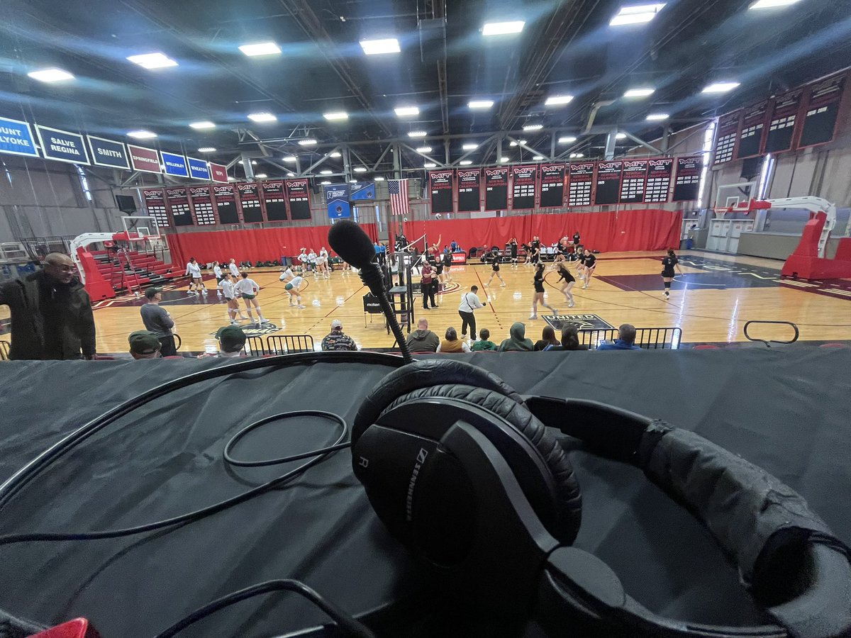 Its <a href="/NEWMACsports/">NEWMAC</a> Women’s Volleyball Conference championship time. #12 <a href="/mitvball/">MIT Women's Volleyball</a> plays host to <a href="/BabsonAthletics/">Babson Athletics</a> Women’s Volleyball. Its the 1 seed vs the 2 seed.  A battle for the championship is set for 1PM. Catch it live <a href="/FloCollegeVB/">FloCollege | Volleyball</a> #NCAA #NEWMAC