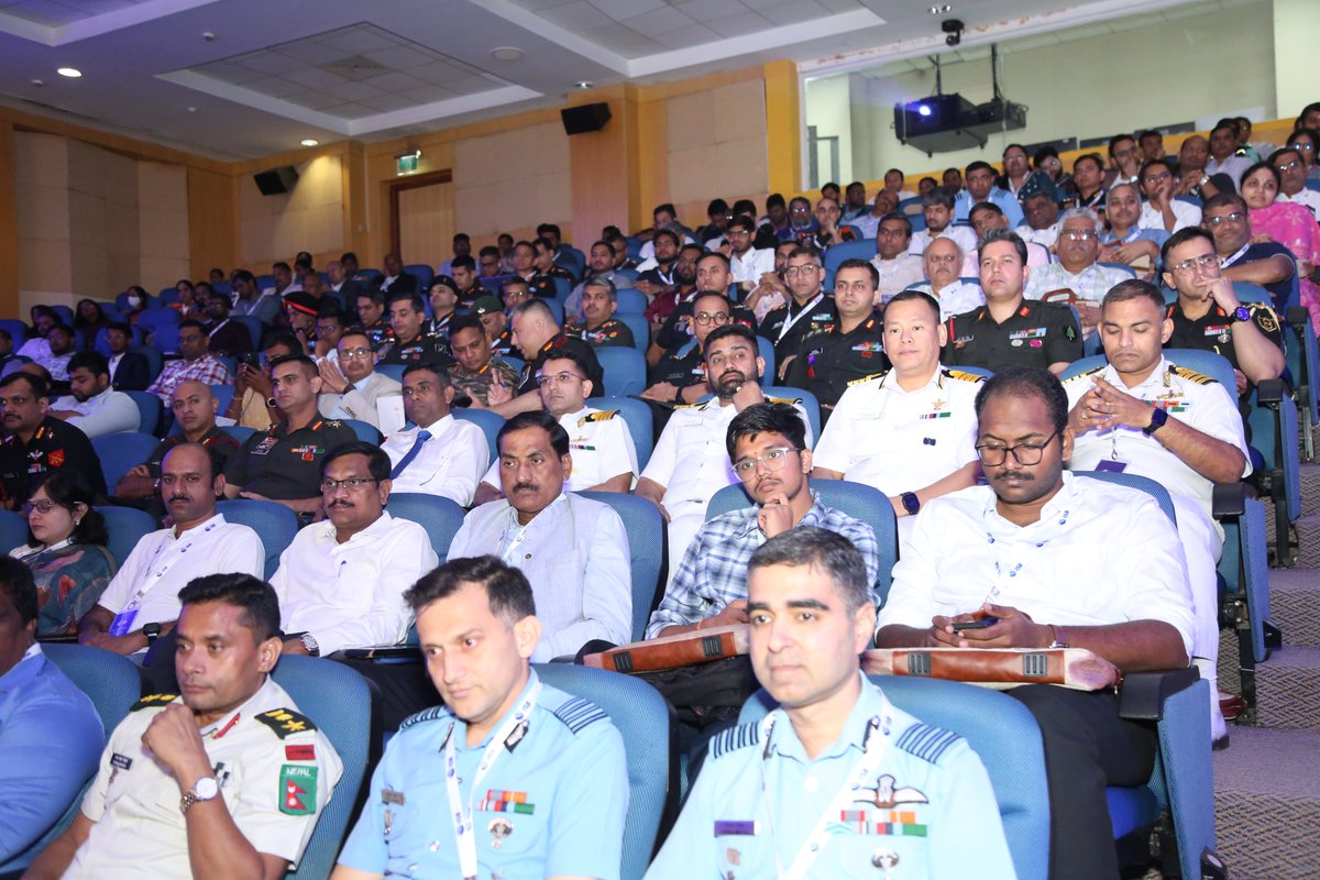 College of Defence Management # CDM_IDS  proud to be  knowledge partner with Indian School of Business <a href="/ISBedu/">Indian School of Business (ISB)</a> and Munjal Institute for Global Manufacturing <a href="/MIGM_ISB/">Munjal Institute </a> for the India's Aerospace and Defence Summit 2025.
 
     Vice Admiral Vineet McCarthy, DCIDS (PP&amp;FD)