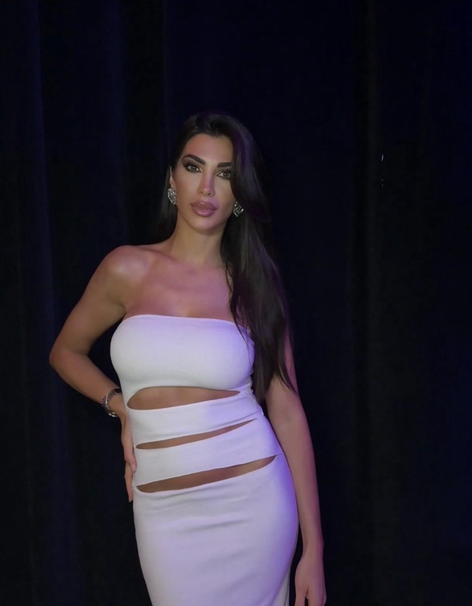 a_flowers01's tweet image. io ancora non mi capacito di come gli uomini non abbiamo scelto una di loro #aniters #rashflow #marmottina