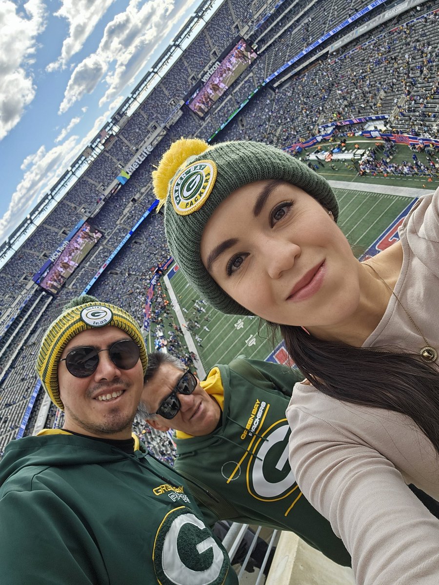 DavidAbrahamEl1's tweet photo. #foximpactonfl Go pack go 🧀🏈 https://t.co/B1gfWszMsr
