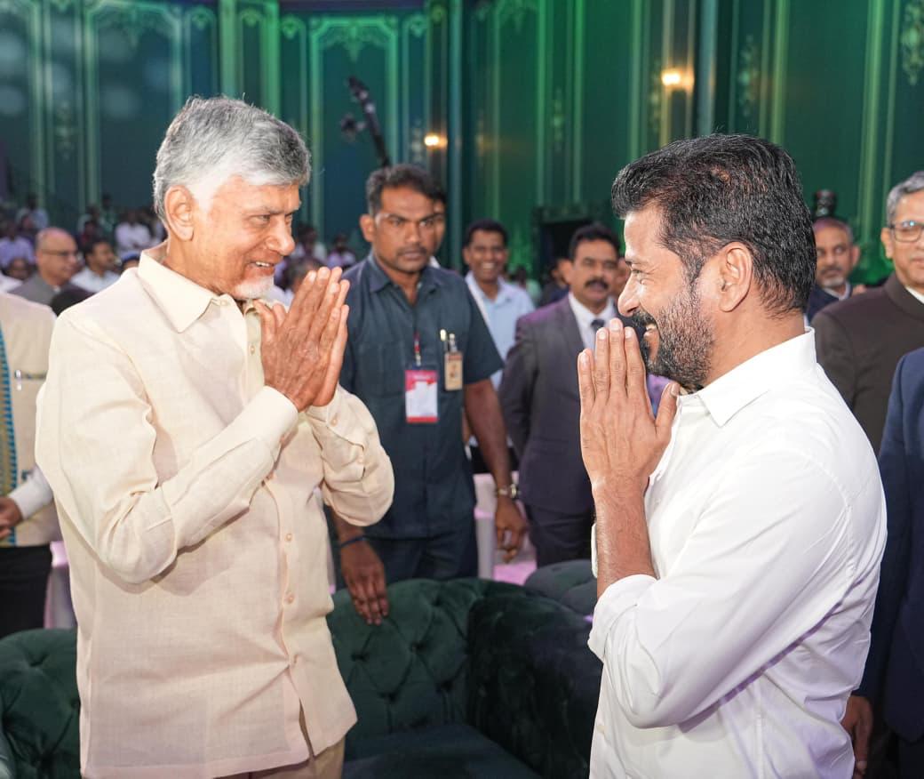 revanth_anumula's tweet image. అతి సామాన్యుడిగా మొదలై అద్భుత వ్యవస్థగా ఎదిగి, భిన్నరంగాలలో విభిన్న విజయాలను సాధించి, నలుగురికీ మార్గదర్శిగా నిలిచి, తెలుగు ప్రజల కీర్తిని నలుదిశలా విస్తరించి, జన జర్నలిజానికి మకుటం లేని మహరాజుగా వెలిగిన స్వర్గీయ రామోజీరావు గారి జీవితం సదా స్ఫూర్తిదాయకం. 

ఆ మహోన్నత వ్యక్తి జయంతి…