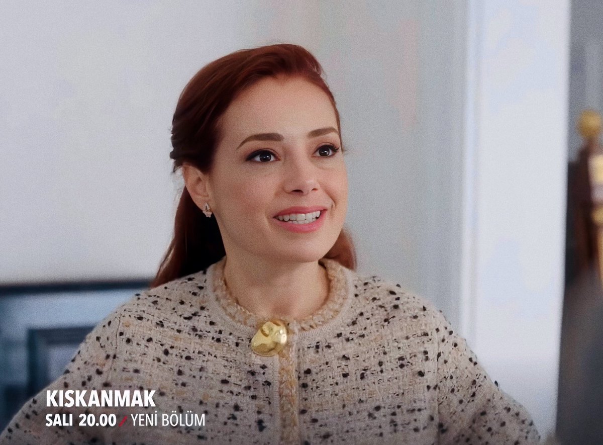 bu nasıl bir güzellik böyle🤍🌸!!

#özgünamal #kıskanmak