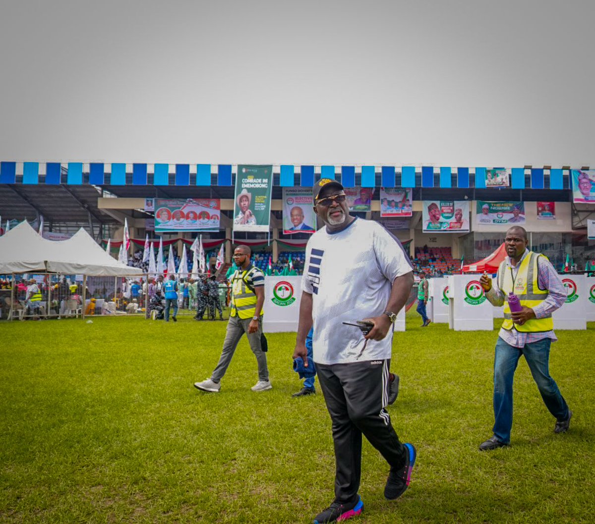 AdedejiOdidiOmo's tweet image. Special thanks to our “Star Boy,” H.E. Engr. Seyi Makinde, whose inclusive leadership helped us weather every storm. A true leader worthy of emulation.

Grateful to all leaders and members who made this a success.
God bless Nigeria, Oyo State &amp;amp; the PDP.
#pdpconvention
#odidiomo