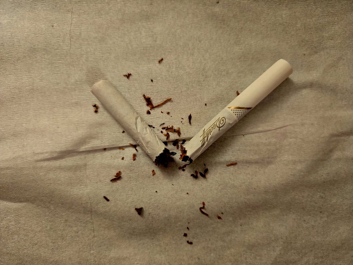 لقد قُضي الأمر... ثمة أشياء جديدة علينا تجربتها. 
#محمدحسين_الرفاعي #لا_للتدخين