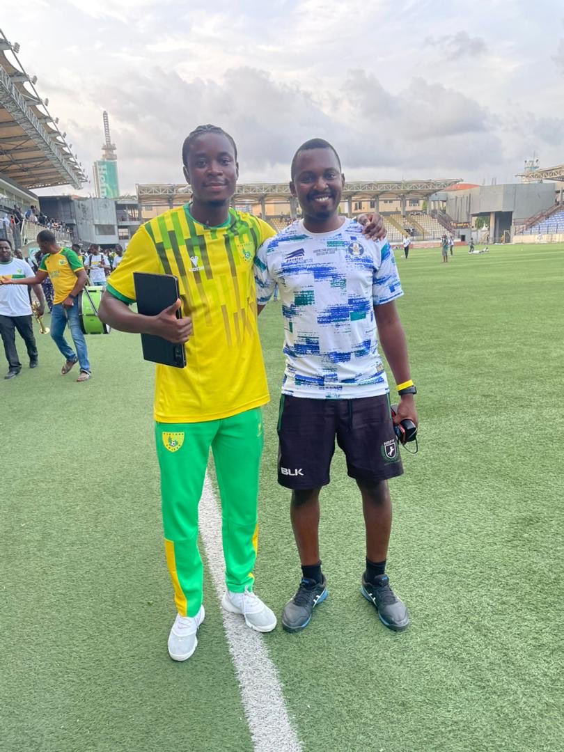afuyejesse4's tweet photo. Great to connect with Plateau United’s match analyst today at their game vs Ikorodu.
Football is a big family — always good learning and sharing ideas.
#NPFL #MatchAnalyst #FootballAnalysis https://t.co/EvHbHI5O8k