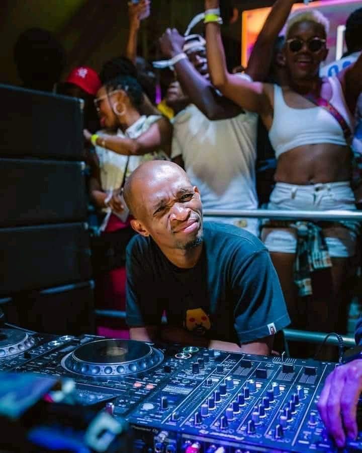 Nicky Deep tweet media