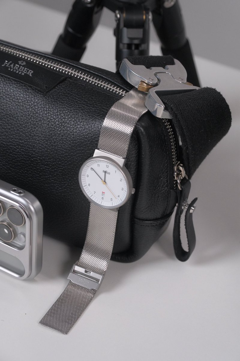 bettercreating's tweet image. A little dose of minimal everyday tech candy for you. Sharing my ultimate ‘3 Levels of Everyday Tech’ this week on the ‘Tube: youtu.be/ns1Z0ULGR4U. #minimal #vibes #minimaltech #minimaldesign  #edc #everydaytech #tech