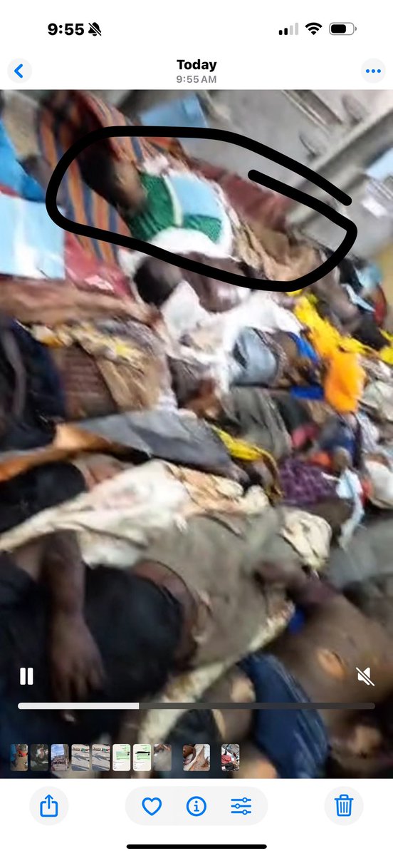 mangekimambi's tweet photo. Familia moja imeweza kumtambua ndugu yao kwenye video ya Mwananyamala mortuary kwa nguo alizokuwa amevaa. https://t.co/0gkWijSUlN