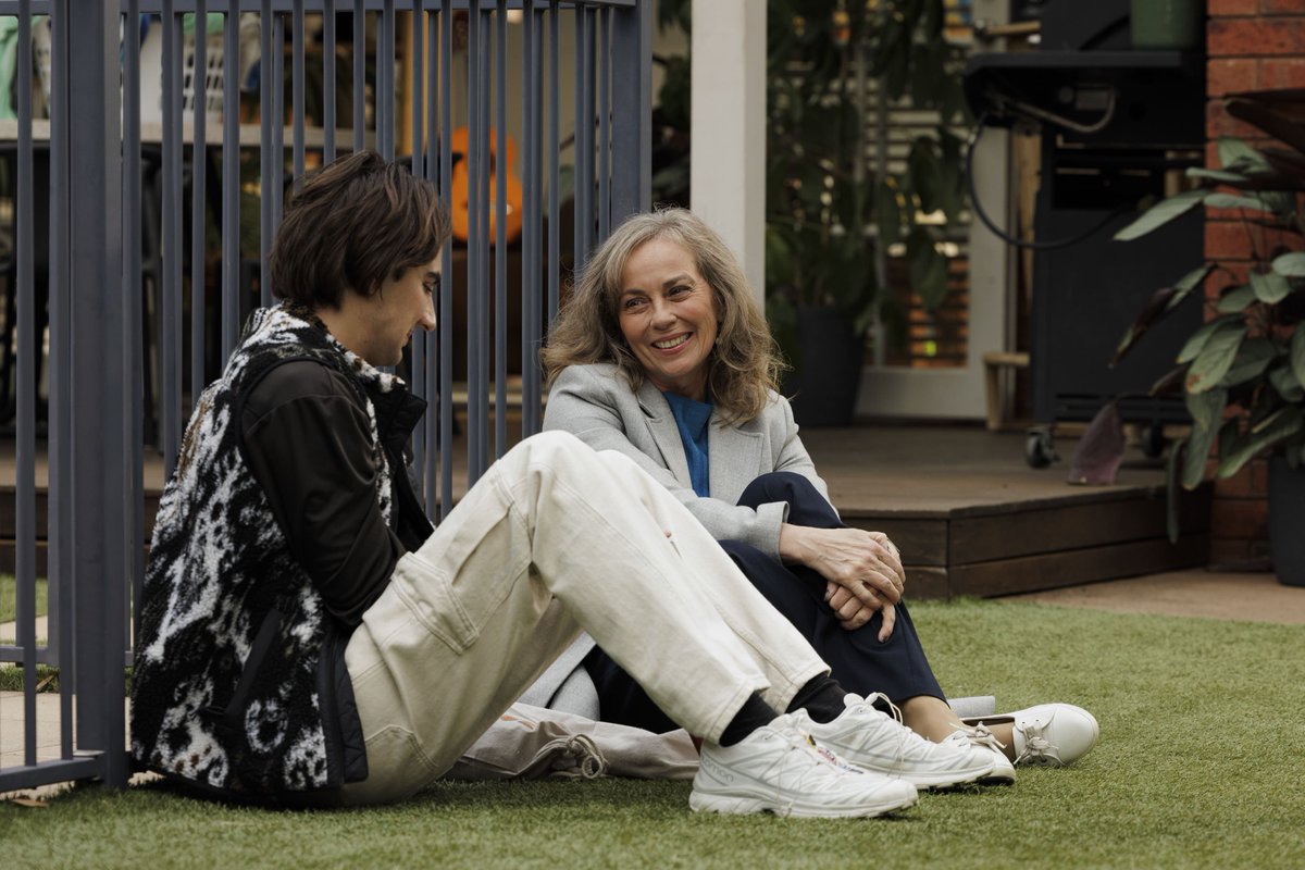 EastieOaks's tweet image. Whatever happens next and if we do or don&apos;t ever see #Neighbours again I am still really pleased we had all these extra eps and 2 more years with them.