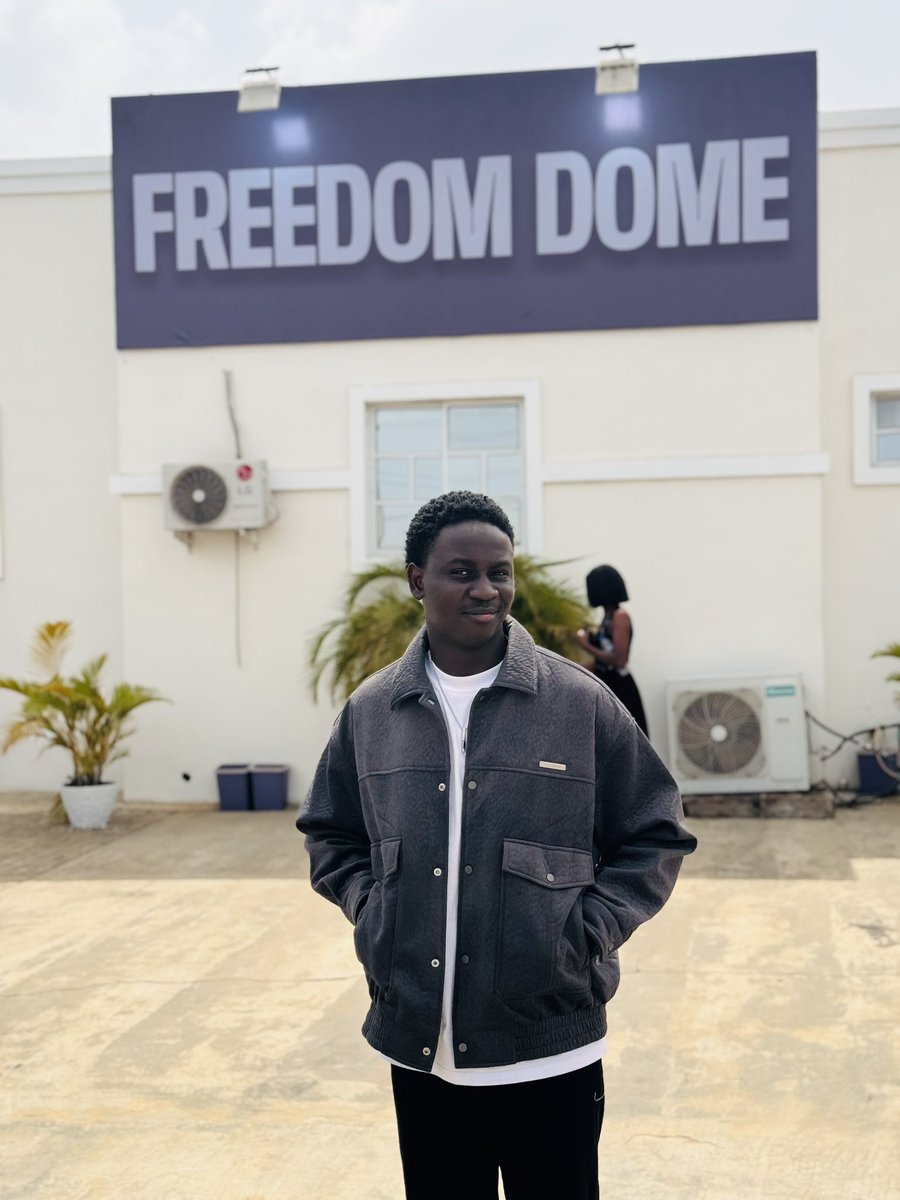 TeejayUI's tweet image. Hope y’all went to church today 🙂‍↕️🫰🏽✨