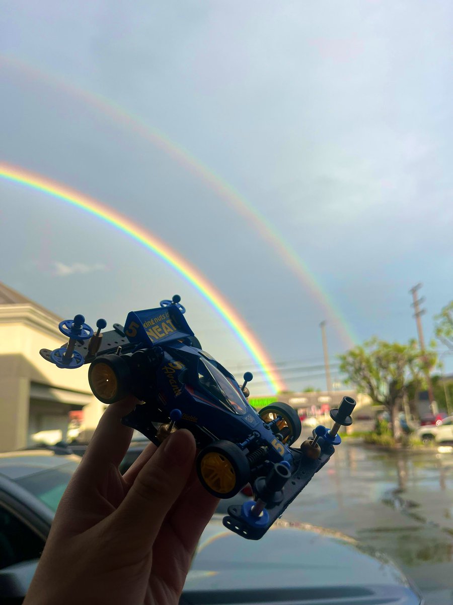 Went mini 4wd racing yesterday and saw what is probably the most vivid rainbow of my life like wow