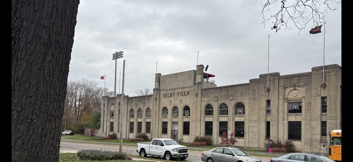 CarsonLewis75's tweet image. Thank Coaches @Coach_Sheirer @CoachTomWatts enjoyed the game! Thanks for having me on campus! @OWUBishopFB @coachbrownrigg @WestMfb @OHSFBMedia @OhiosElite1 @PrepRedzoneOH @OhioValleyPreps