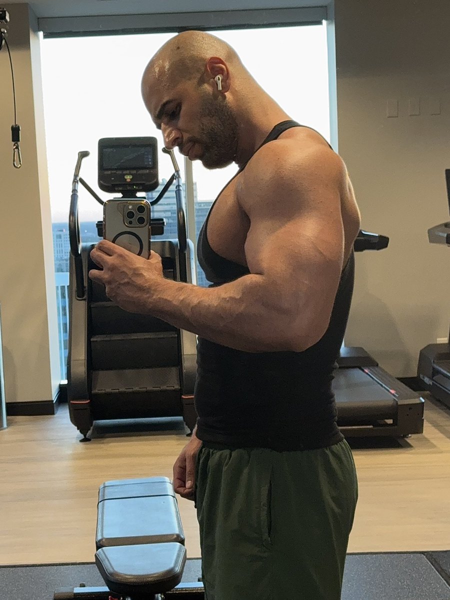 Razvan Ciocoi (@soyrazvan) on Twitter photo 