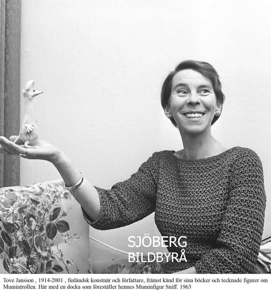 Mumintrollen som är huvudfigurerna i Tove Janssons böcker om Muminfamiljen, firar 80-årsjubileum i år.
Tove Janssons första Muminboken "Småtrollen och den stora översvämningen utkom 1945.

Jag hittar en auktion med Mumin-samlarobjekt:

bukowskis.com/sv/auctions/E1…

#Mumin #Finland