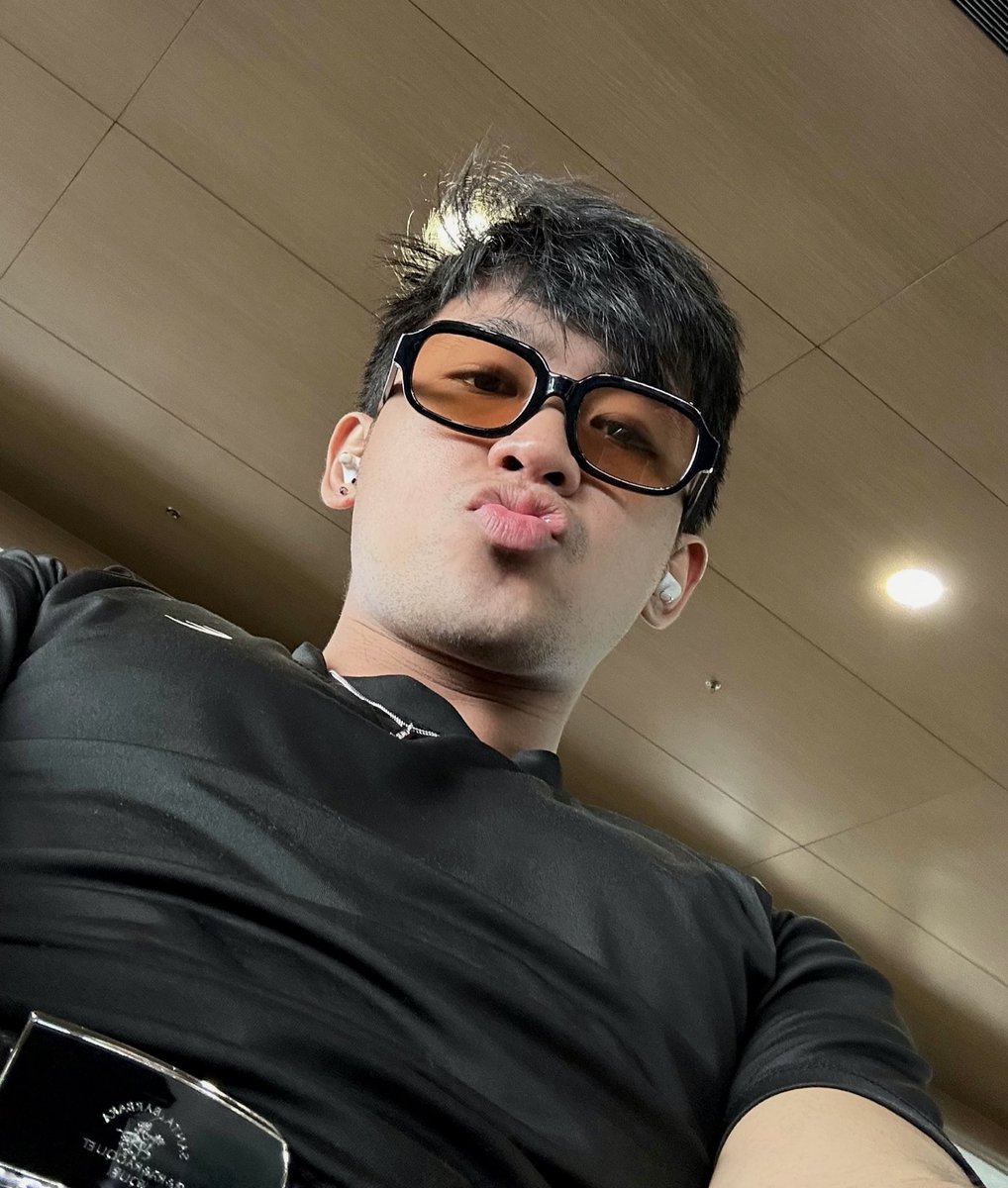 alas_nuebe tweet media