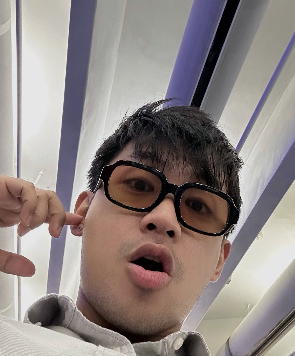 alas_nuebe tweet media