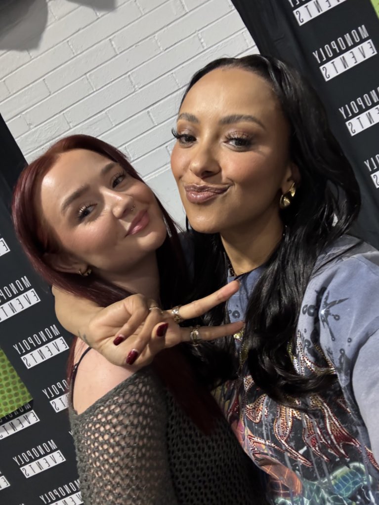 swiftwidcws's tweet image. 😭😭😭😭 long time coming @katgraham