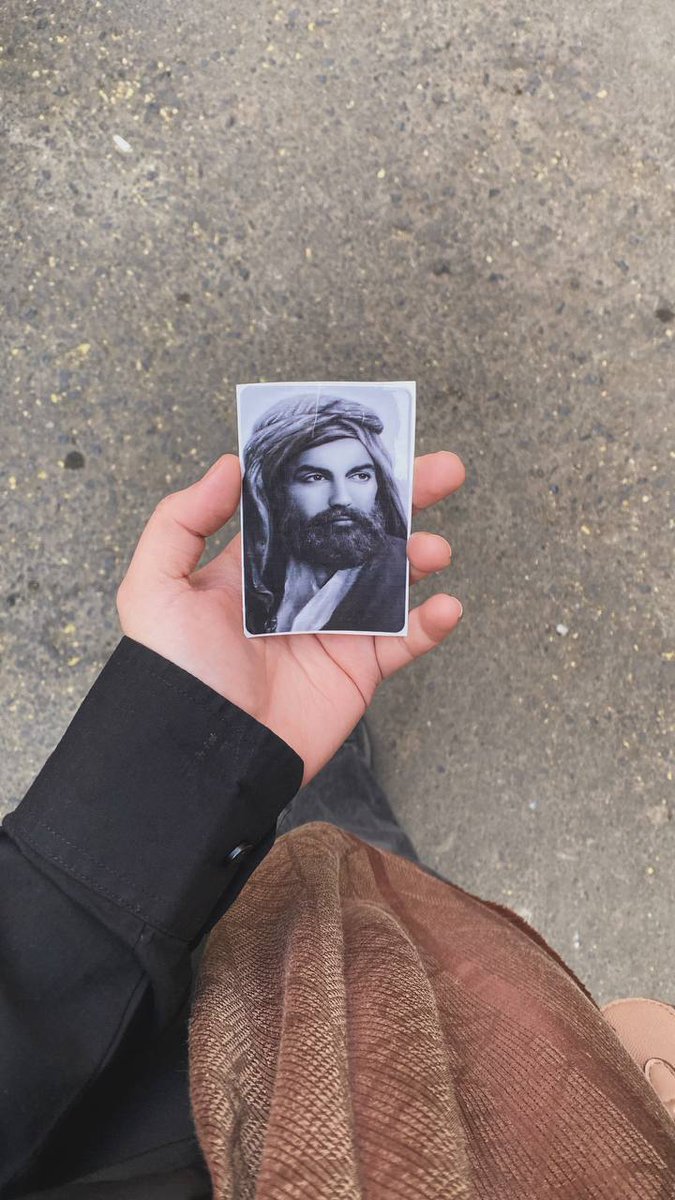 تمثالت دلیل زندگیمه:))

#یاعلی