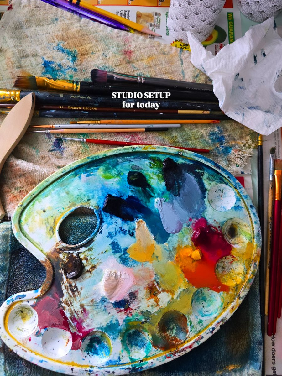 AngelaBermudezA's tweet image. 🎨🖌️ #studio #studiosetup #oilpainting #oiloncanvas #oilpaintings #artistlife #artstudio #oilpainter #artoftheday #artstudiolife #cozyvibes #cozyhome #cozyaesthetic #cozystudio