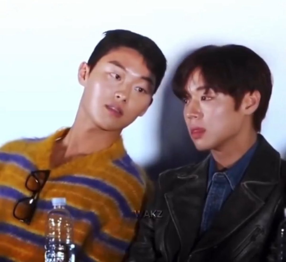 V🐈‍⬛ tweet media