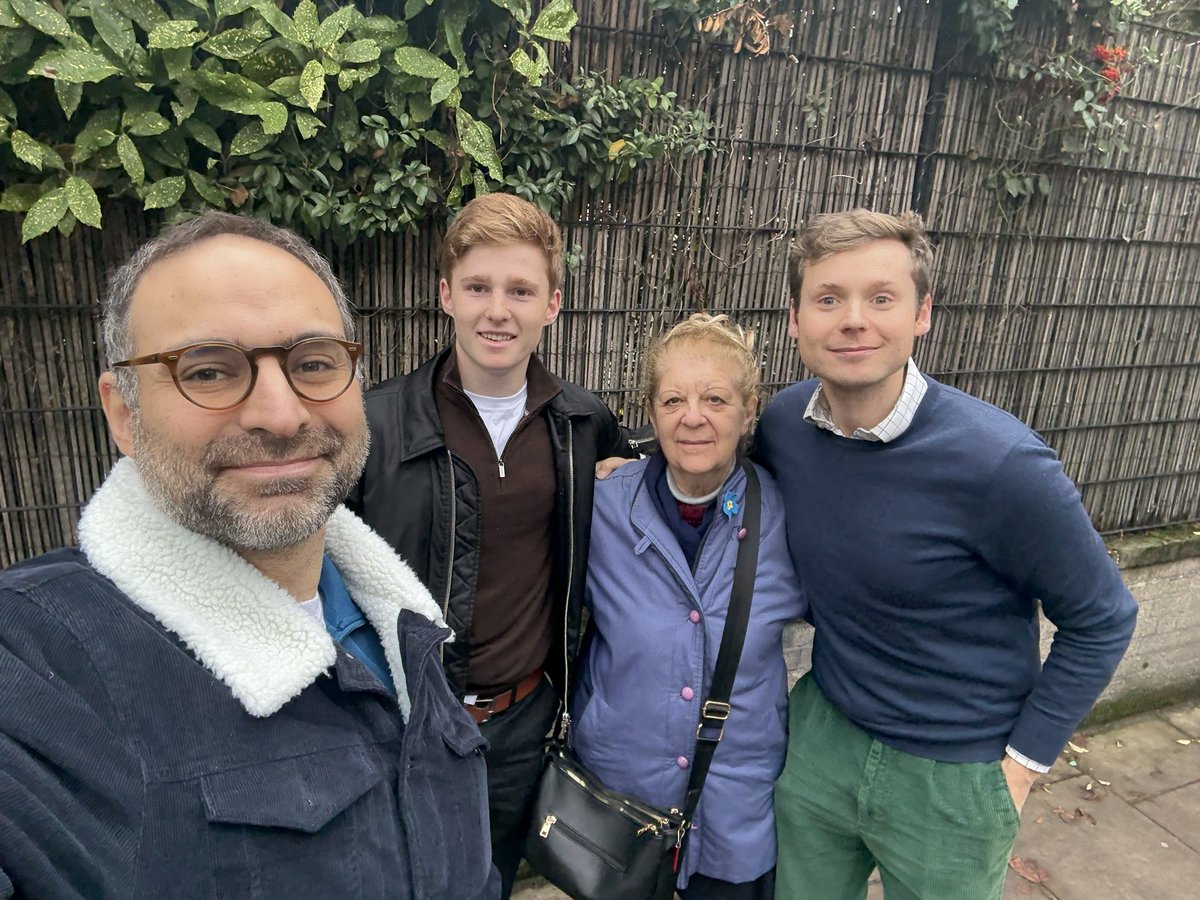 JonnyGoff's tweet image. Great weekend of canvassing in Westminster #LancasterGate