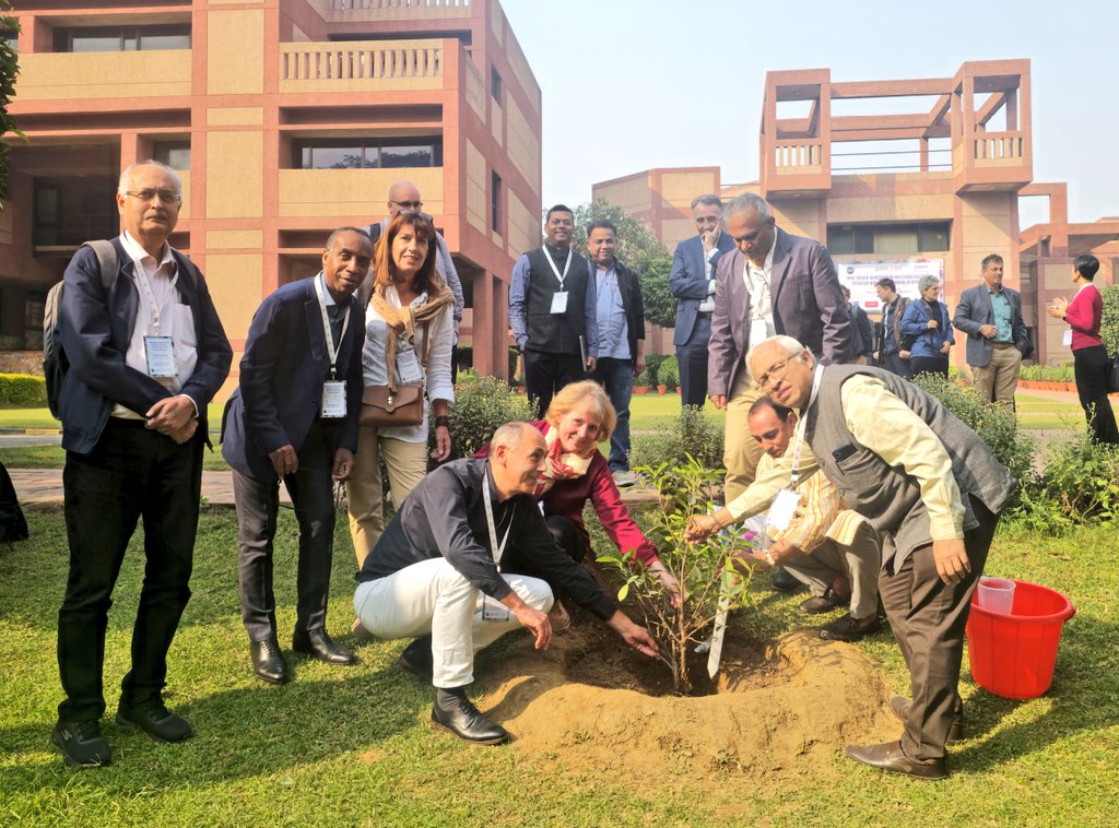 Celebrating the heritage and contribution of India’s tribes.

To celebrate Janjatiya Gaurav Diwas in commemoration of the 150th birth anniversary of Dharti Aaba Bhagwan Birsa Munda, a tree was planted in the BRIC-NII campus by the Director, Dr Debasisa Mohanty along with