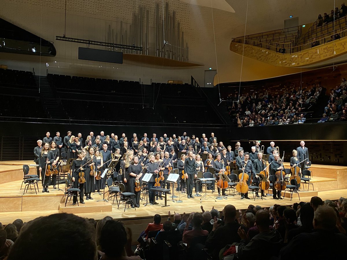 Fabuleux, majestueux, grandiose concert #Brahms avec <a href="/Stephdegout/">Stéphane Degout</a> , <a href="/RaphaPichon/">Raphaël Pichon</a> et son extraordinaire <a href="/EnsPygmalion/">Pygmalion</a> - le meilleur chœur du pays !

Chants sacrés (Lieder orchestrés et motets), 1ère symphonie d’une rare nervosité. <a href="/philharmonie/">Philharmonie de Paris</a> extatique.