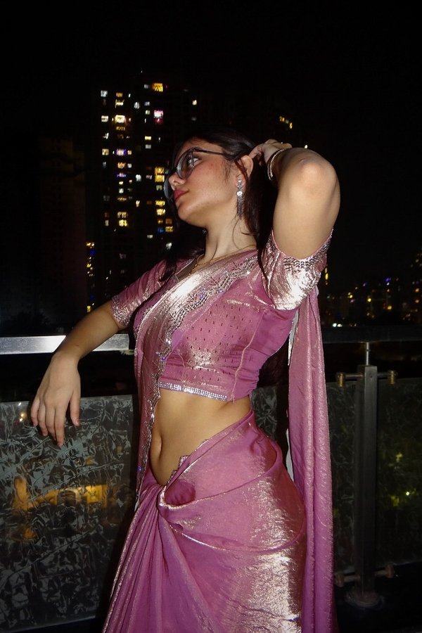 G55WQ4fa4AAfXvq?format=jpg&name=900x900