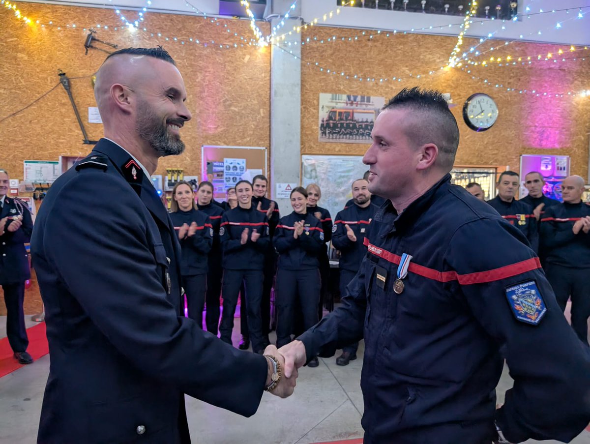 La période de Sainte Barbe au <a href="/sdis91/">Sapeurs-pompiers 91</a> démarre comme à son habitude au Cis @Marollesenhurepoix. Avec les premières remises de médailles <a href="/UDSP91/">UDSP 91</a>