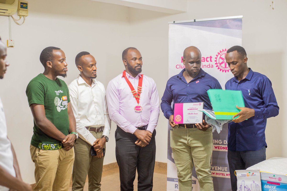 rctntinda's tweet image. About  the induction of our new members
We are grateful  for the different rotaractors who joined us  to welcome  our new members  both from within and outside  the club
#grateful 
#rotaryfamily 
#RotaryEyamba