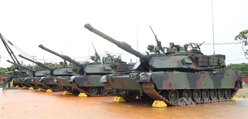The M1A2Ts procured by the ROCA don’t have battlefield management system installed (not included in the procurement). So currently, coordination of fire can only be done through radio.

tw.news.yahoo.com/m1a2t%E6%9C%80…