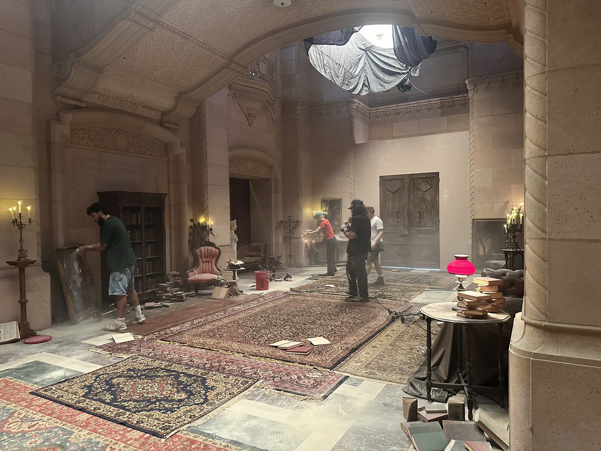 NFcommunityNF's tweet image. Behind the scenes of F E A R