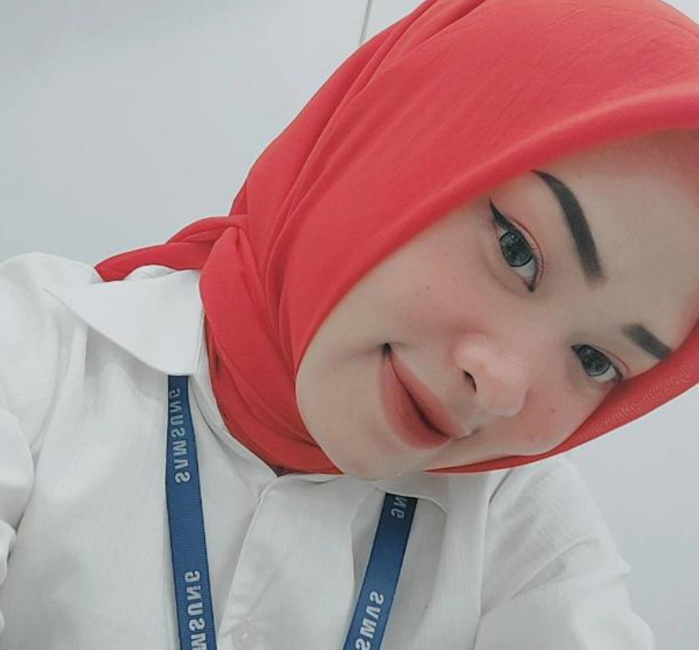 candrika_wnd's tweet photo. Bismillahh, jangan salfok bibir 😖 https://t.co/PrU9wF7SLl