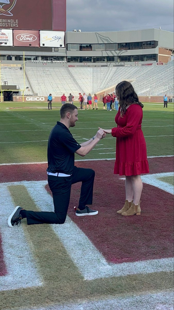 antoniaschaef's tweet photo. Nothing cooler than getting proposed to on the football field of the school that brought us together. 

We met in a small college in Pennsylvania as both of our families were FSU fans. This is a dream 🍢💍
#FSU #ForeverNoles #FloridaState 
@FSUFootball @FSU_Barstool @FloridaState https://t.co/bYXYEmJYyV