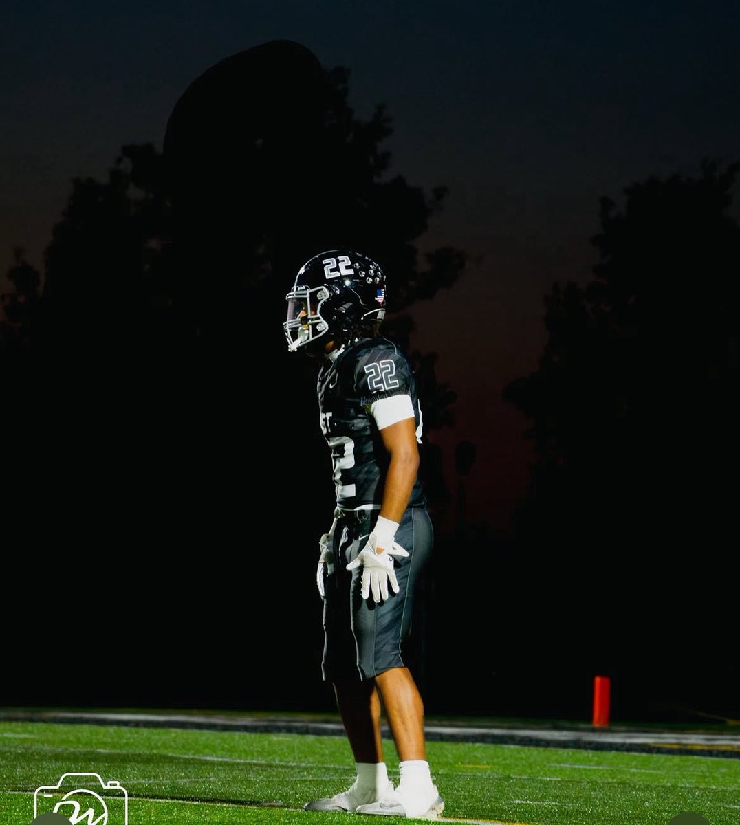🚨 JV/Varsity Sophomore Film 🚨
Soph RB – Lakota East HS
JV: 1,200+ total yards (rushing &amp; receiving)
11 TDs &amp; 4 two-point conversions
Varsity: Impactful RB rotation &amp; special teams contributor
Highlight reel 🎬 youtu.be/PAXpaQiZy88?fe…

<a href="/LakotaEastFB/">Lakota East Football</a>  
<a href="/Jordan_kitna3/">Jordan Kitna</a> 
<a href="/8TooHard/">Jarell White</a>
