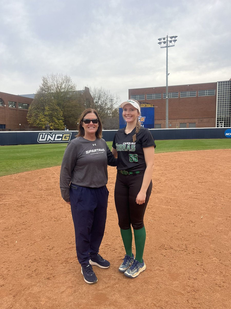 CeceliaCastle's tweet photo. I had a great time yesterday at the @UNCGSoftball camp, I learned so much and enjoyed talking to all the players about what college is like. Thank you so much to @jojo_hyatt @coachbreneman @allydavis09 @Brynne_Dordel for a great camp!!! https://t.co/k31Fwc09ZM