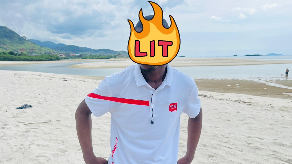 abdullah4tech_'s tweet image. Burnout is real😮‍💨, me in the beach DoksAI in my bag 😂😂, enjoy once in a while as a dev 🔥