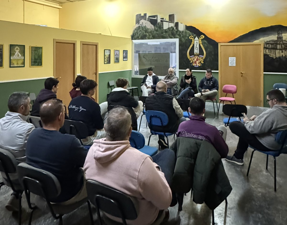 En estos momentos, el local de ensayo de <a href="/SinfonicaJaen/">Banda Sinfónica Ciudad de Jaén</a> acoge la asamblea anual de asociados del <a href="/BandasCJaen/">Consejo de Bandas Ciudad de Jaén</a>.

#Jaén #ConsejoBandasCJ