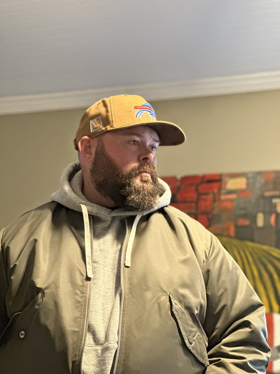 DavidLaneDesign's tweet image. I am definitely not a sneaker head, but these @newbalance collabs with Action Bronson are just fantastic. #gobills