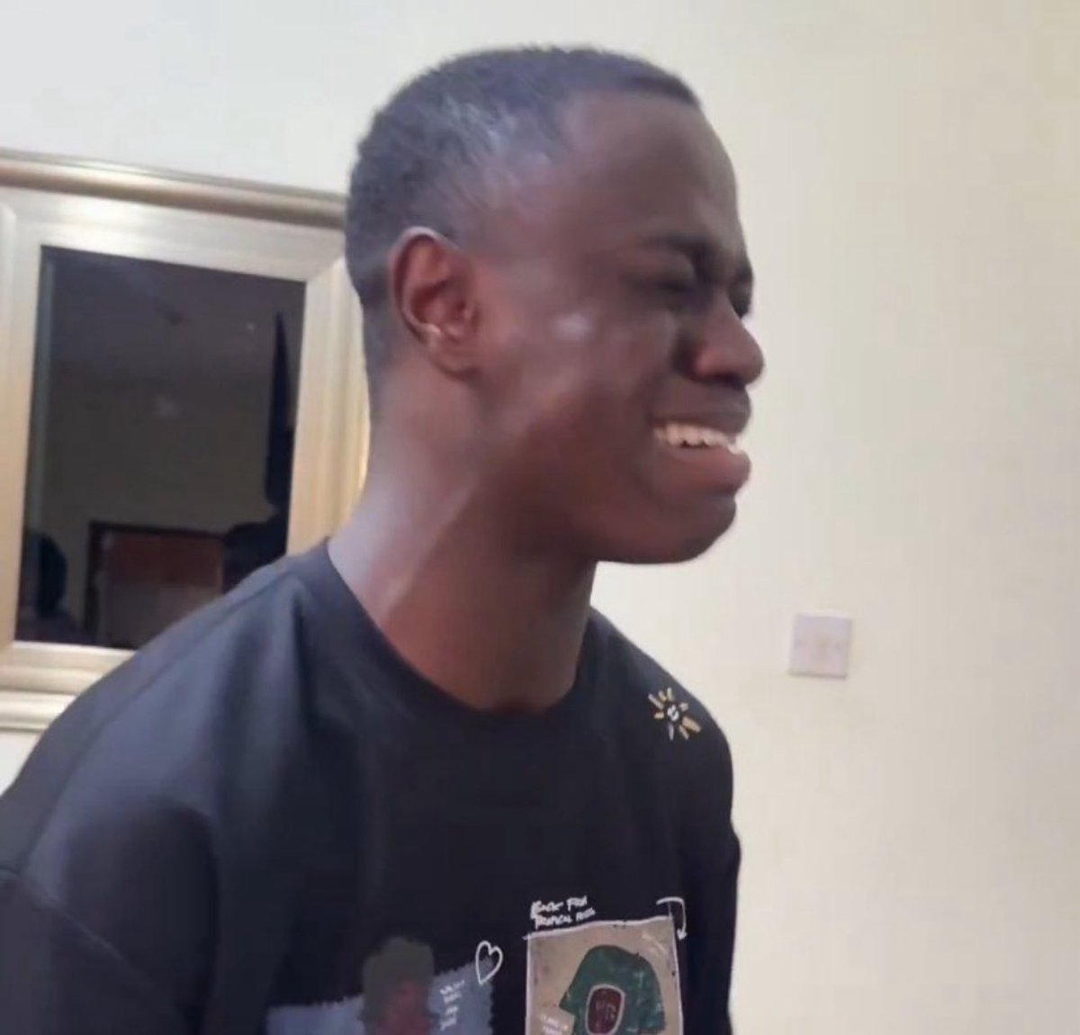 His pinned tweet 👀