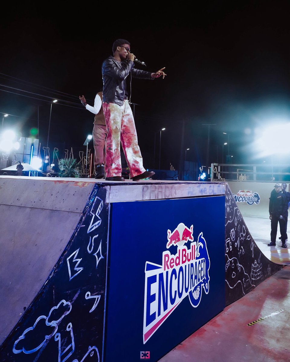 Roidd_'s tweet photo. Nights like these🪖🎖️
Red Bull Encourage Cameo with squaddy @_meskey 
#RedBull https://t.co/xgPHvMe2GX