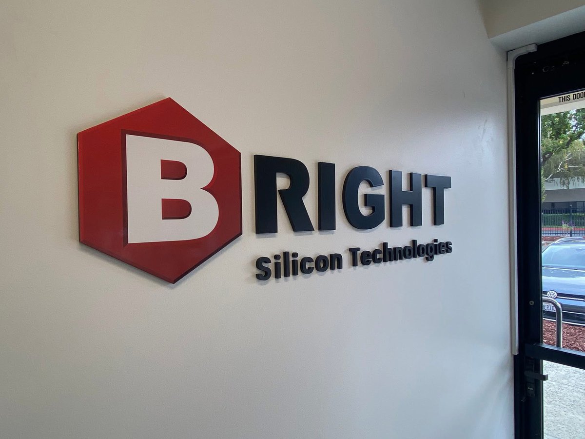 We just installed a sleek new interior sign for Bright Silicon Technologies in Pleasanton! 🌟 Bringing their brand to life, one sign at a time.
#CustomSigns #OfficeDesign #Pleasanton #Branding
