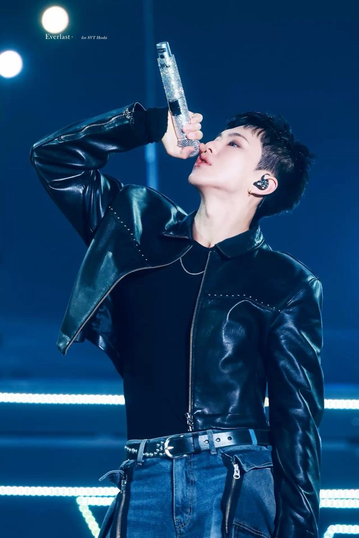 _hourlyhoshi's tweet photo. #HOSHI #SEVENTEEN #호시 #세븐틴 https://t.co/3prjlFoQgI
