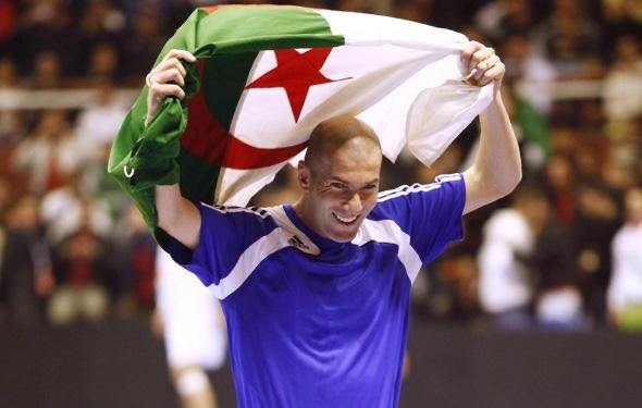 PsyGuy007's tweet image. 🚨 🇫🇷 ALERTE INFO : Zinédine Zidane serait pressenti pour devenir le PROCHAIN SÉLECTIONNEUR  de l’Équipe de France après la Coupe du monde 2026.

🗣️ Êtes-vous satisfait de cette nouvelle ?