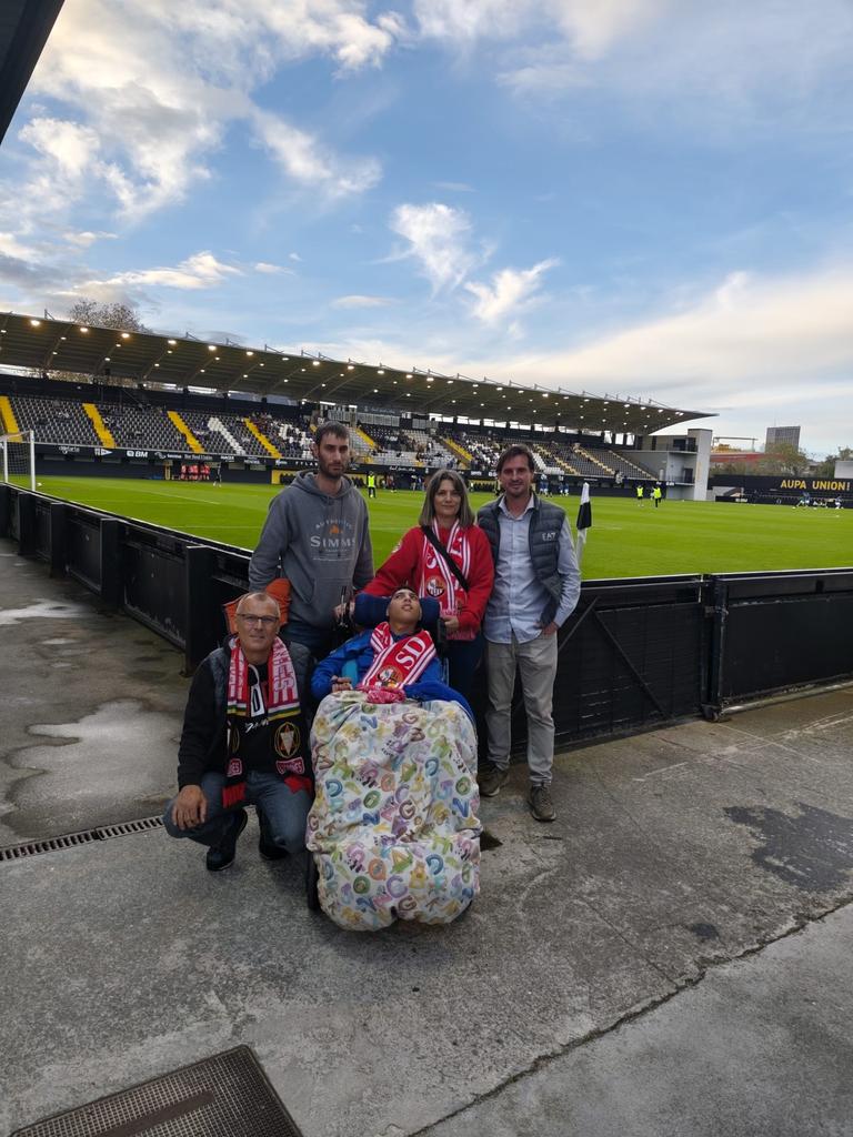 Hola amigos del fútbol, quiero dar las gracias a Unai, presidente del <a href="/REALUNIONCIRUN/">Real Unión Club Irun</a> por lo bien que nos han tratado, y lo bien que hemos estado junto a nuestra afición, también felicitarlos por la victoria, gracias por todo y suerte en la liga. <a href="/SDLogrones/">SD Logroñés</a>